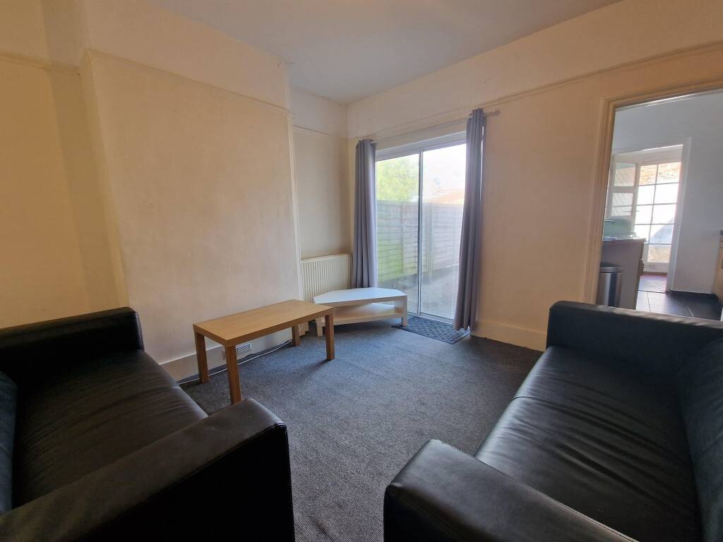 4 bedroom house for rent Ryde Road East Sussex, Brighton, BN2 3EG