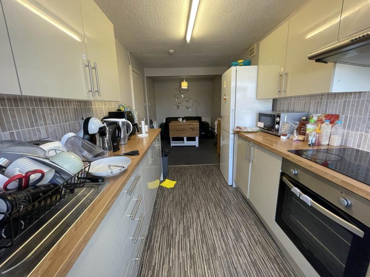 4 bedroom apartment for rent Seafield Road, Brighton, BN3 2TP UniHomes