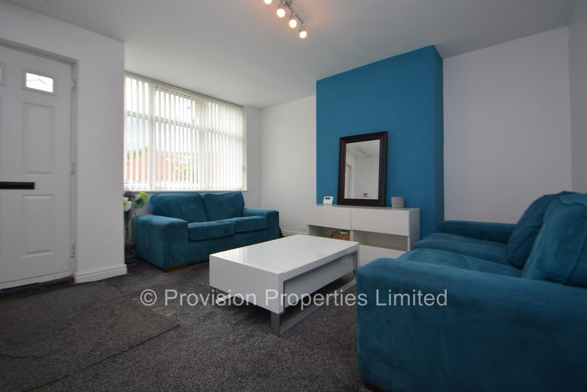 4 bedroom house on Cross Speedwell Street Leeds, Woodhouse, Leeds