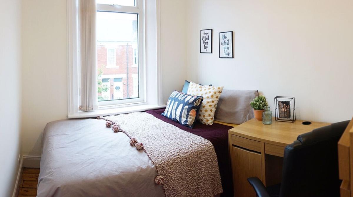 3 bedroom apartment for rent Balmoral Terrace, Newcastle, NE6 5YA