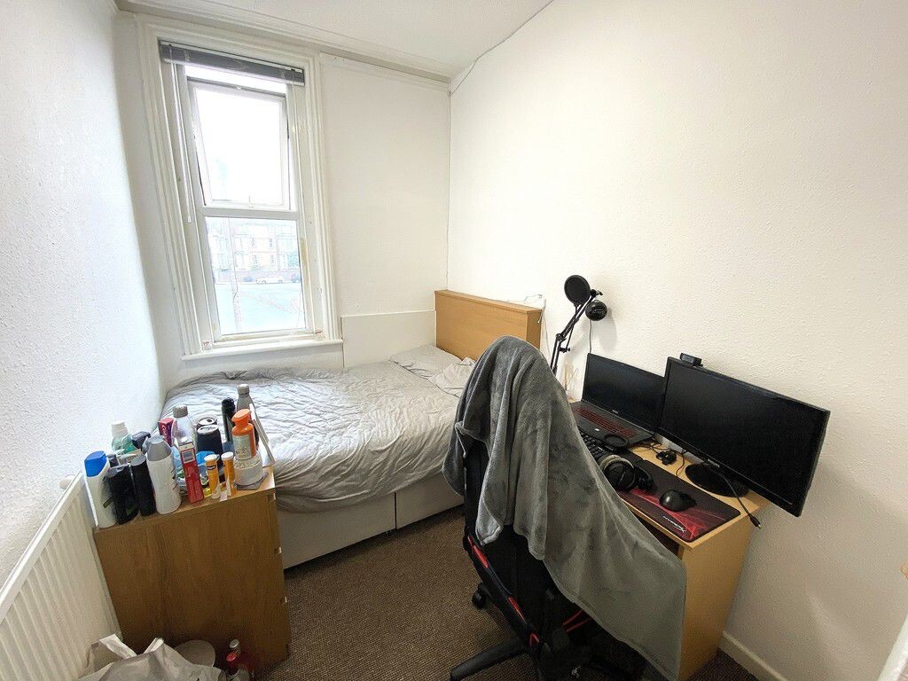 3 bedroom apartment for rent Outram Road, Portsmouth, PO5 1QP UniHomes