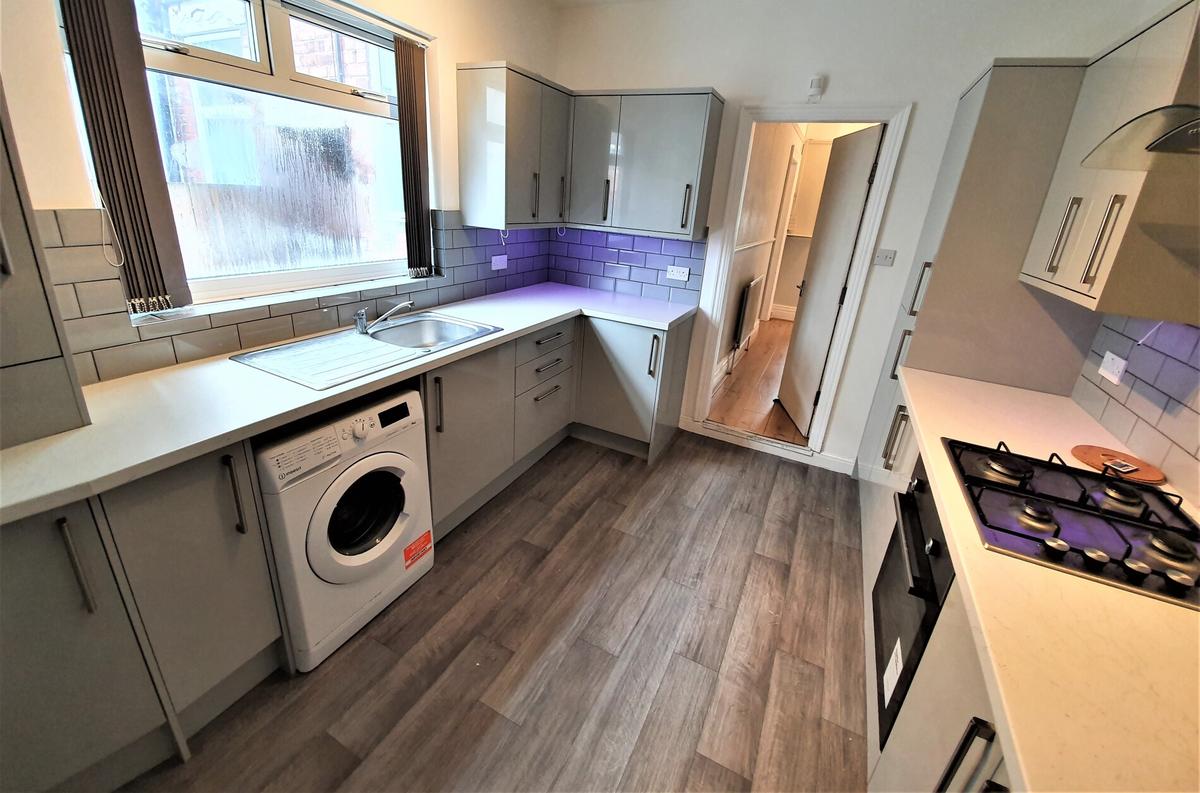 5 bedroom house for rent Cranbrook Avenue, Hull, HU6 7SN UniHomes