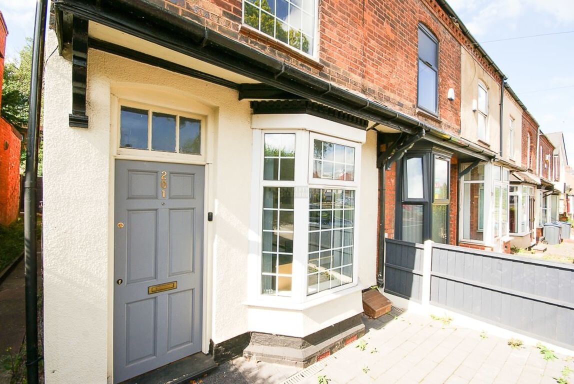 4 bedroom house for rent Harborne Lane, Birmingham, B29 6SS UniHomes