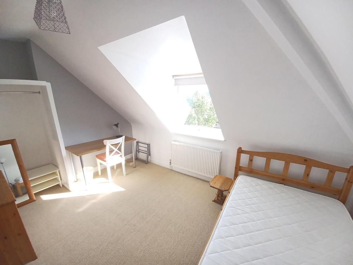 3 bedroom apartment for rent Newbridge Road, Bath, BA1 3HE UniHomes