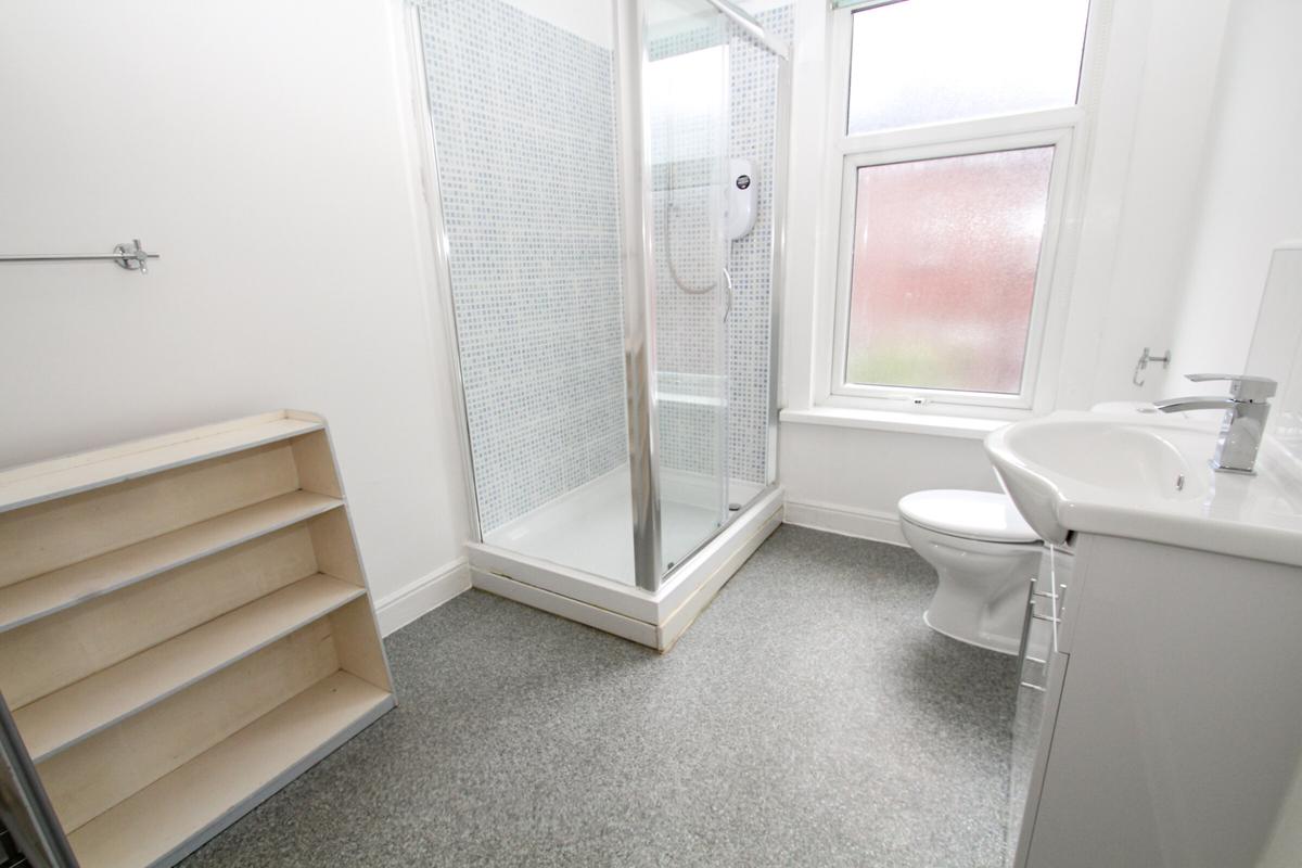 4 bedroom house for rent Hyde Park, Leeds, LS6 1EQ UniHomes