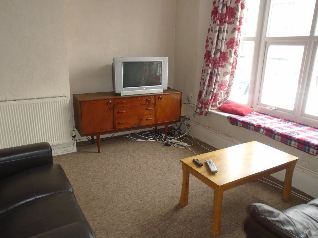 4 bedroom house for rent Bristol Road, Birmingham, B29 6BD UniHomes