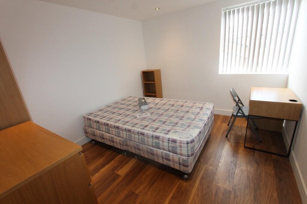 2 bedroom apartment for rent Russell Terrace, Leamington Spa, CV31 1HE