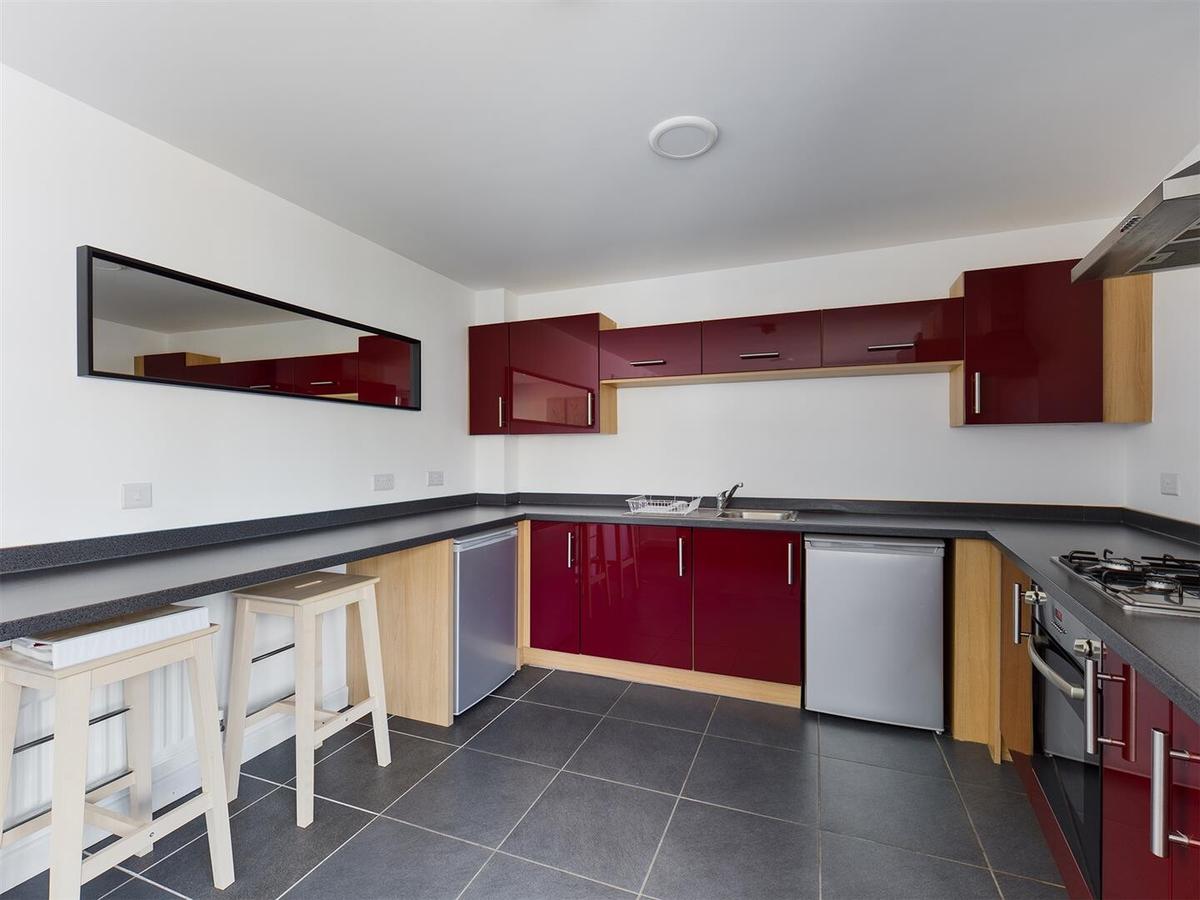 2 bedroom apartment for rent Edinburgh Road, Brighton, BN2 3HY UniHomes