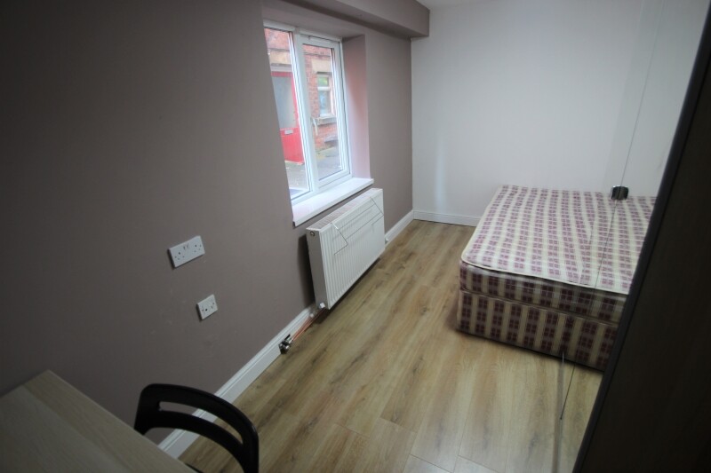 5 bedroom apartment for rent Cardigan Road, Leeds, LS6 1EB UniHomes