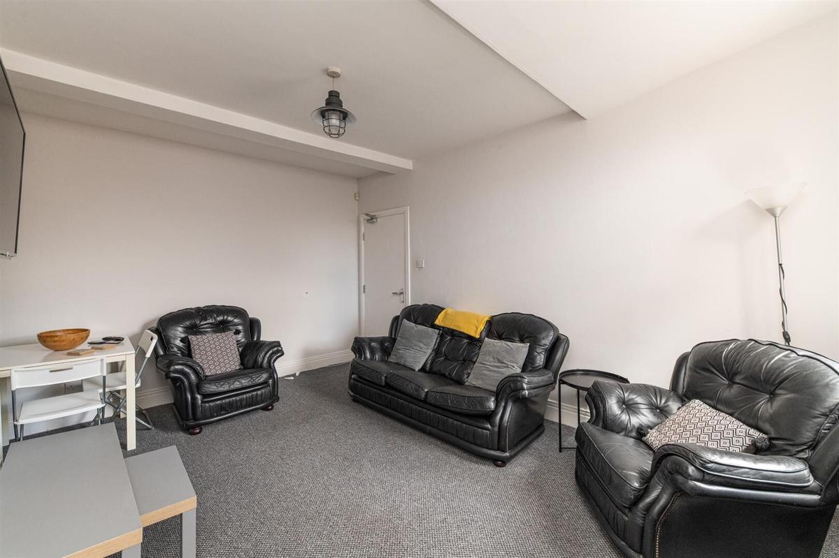 5 bedroom apartment for rent Kelvin Grove, Newcastle, NE2 1RL UniHomes