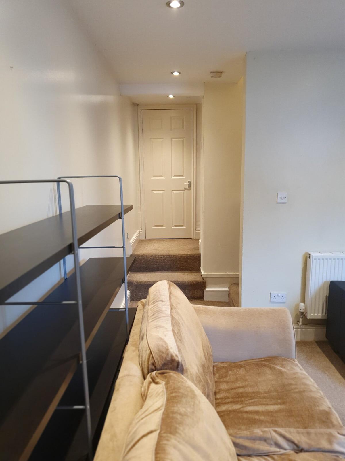 6 bedroom house for rent Carberry Road, Leeds, LS6 1QQ UniHomes