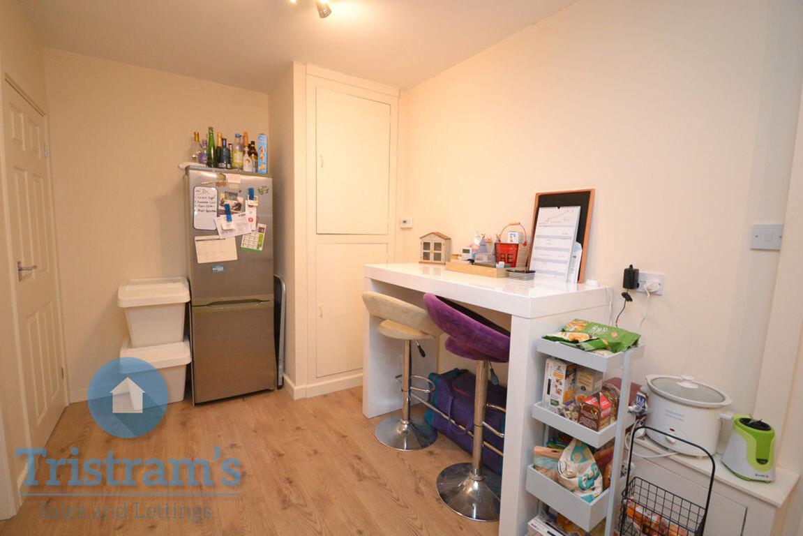 2 bedroom apartment for rent Wollaton Road, Nottingham, NG8 1HH UniHomes