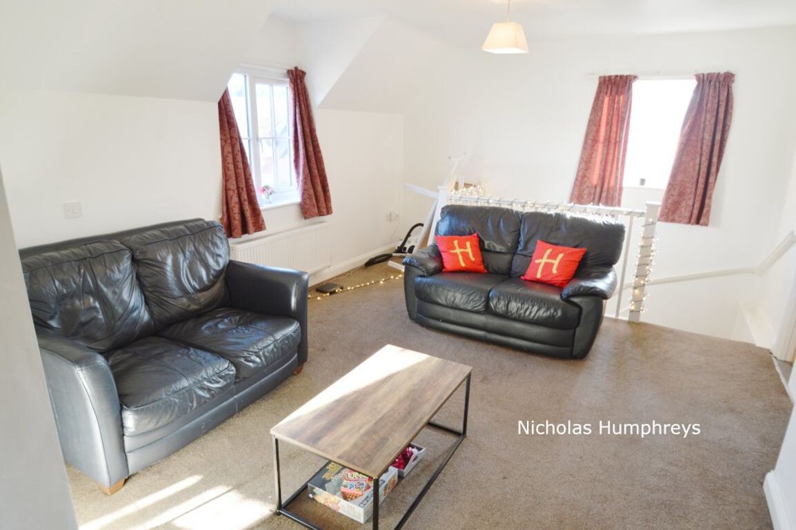 2 bedroom house for rent Tiger Moth Way, Hertfordshire, AL10 9LT UniHomes