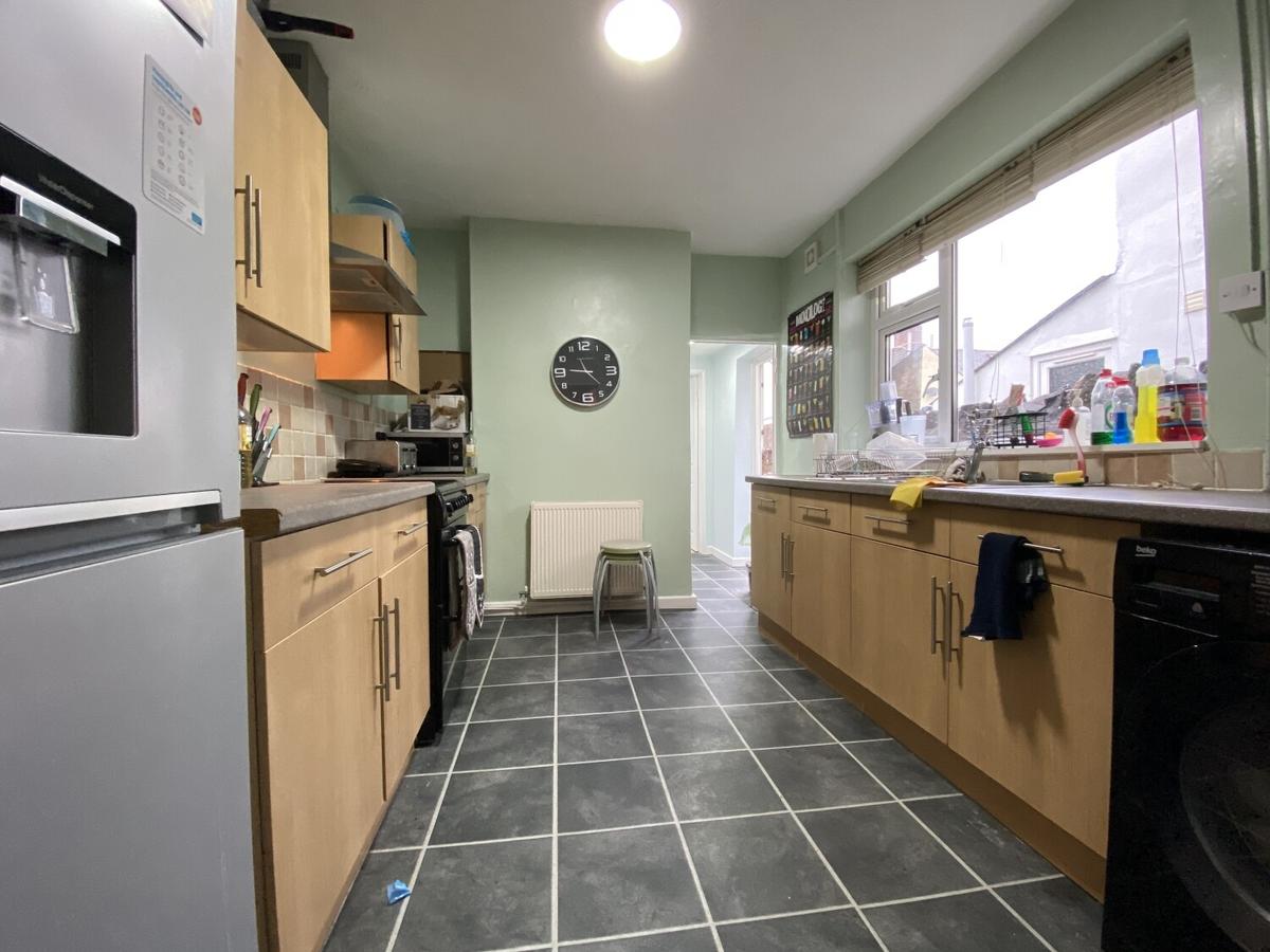 4 bedroom house for rent Norman Street, Cardiff, CF24 4NU UniHomes