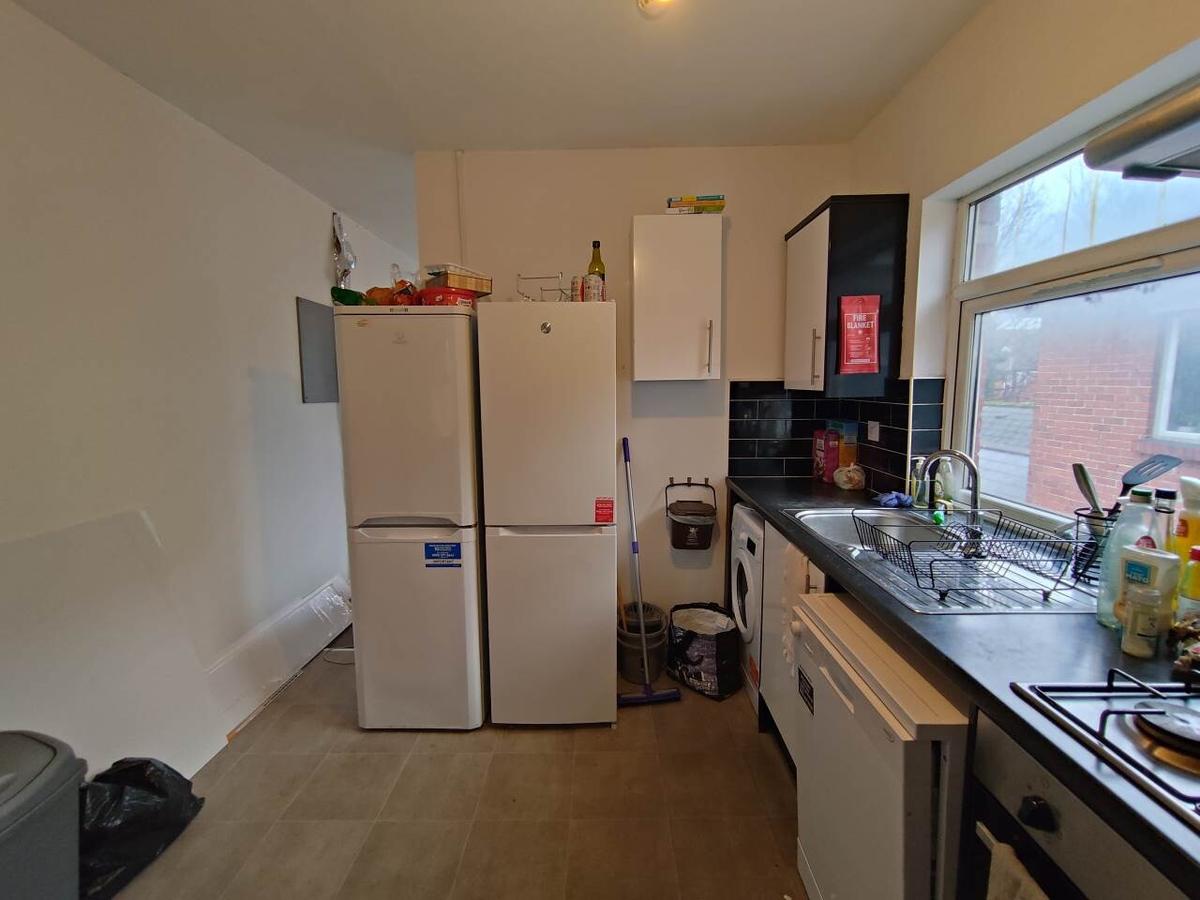 6 bedroom house for rent Miskin Street, Cardiff, CF24 4AQ UniHomes