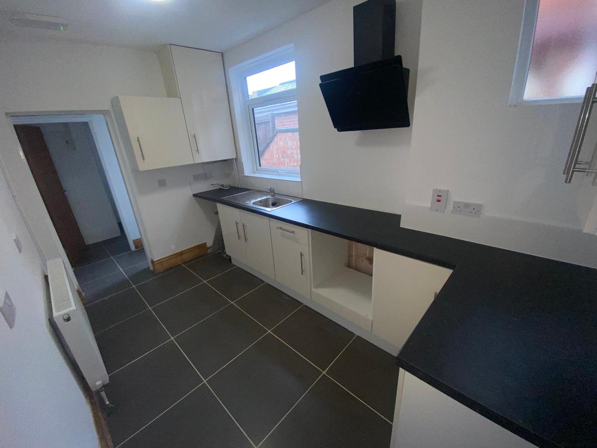 4 bedroom house for rent Grasmere Street, Leicester, LE2 7DA UniHomes