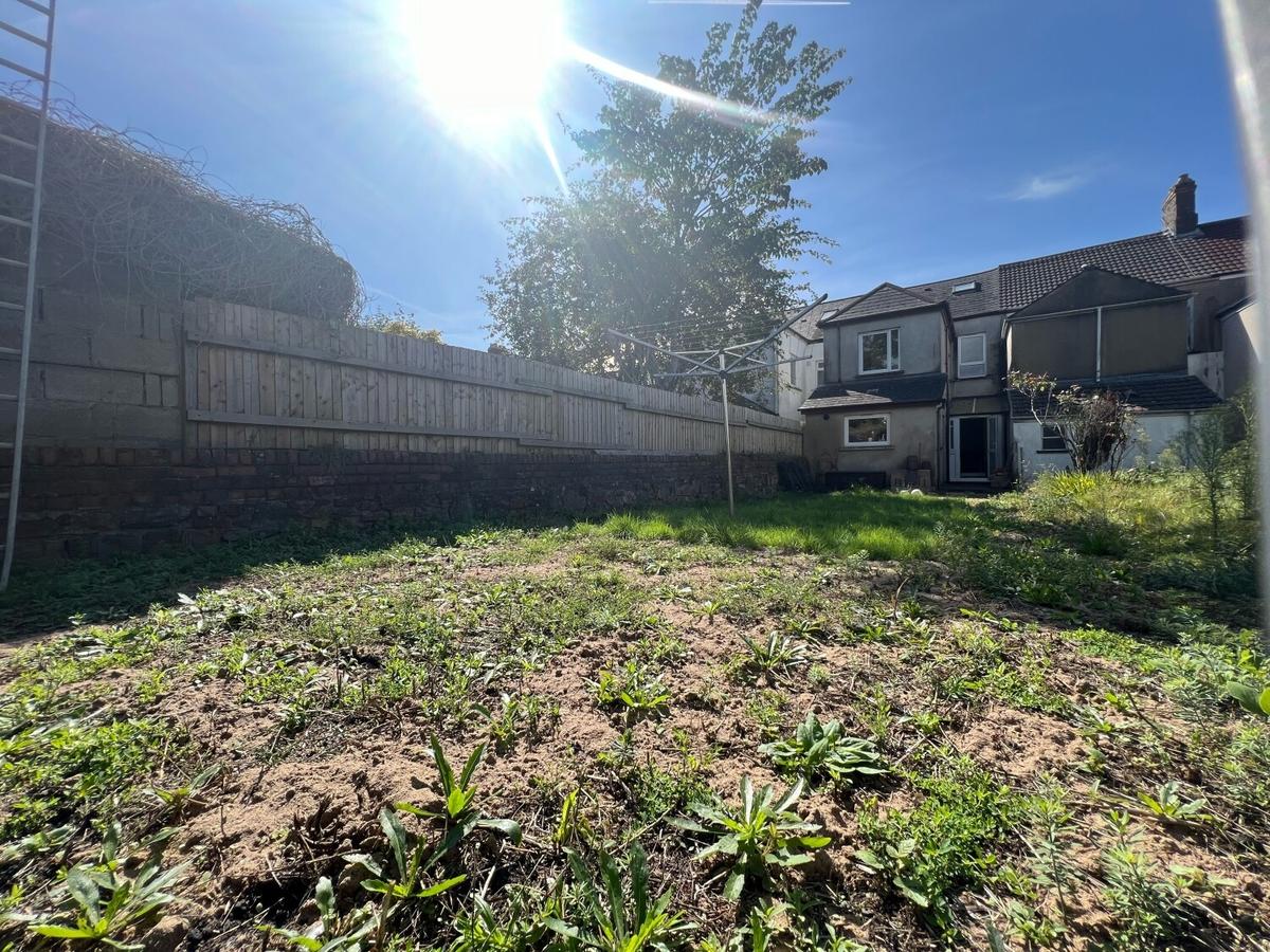 4 bedroom house for rent Flora Street, Cardiff, CF24 4EQ UniHomes