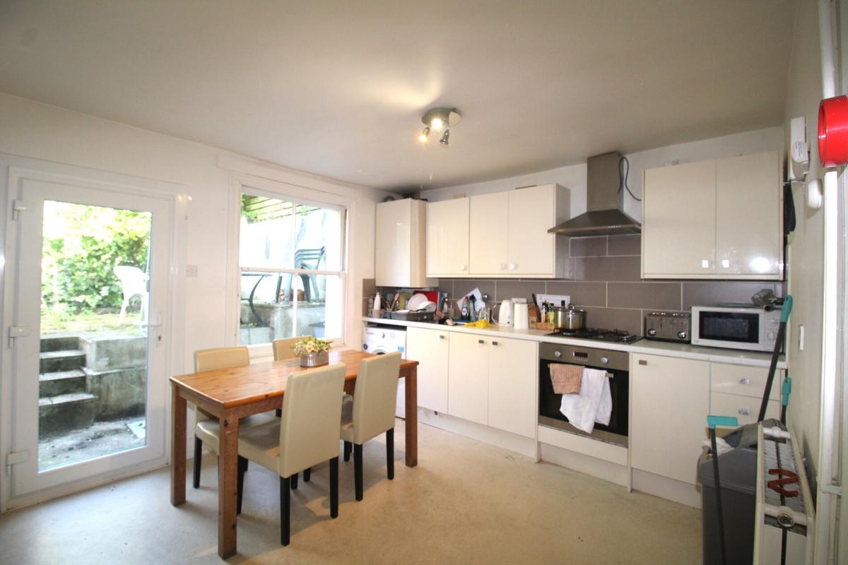 3 bedroom house for rent Rochester Street, Brighton, BN2 0EJ UniHomes