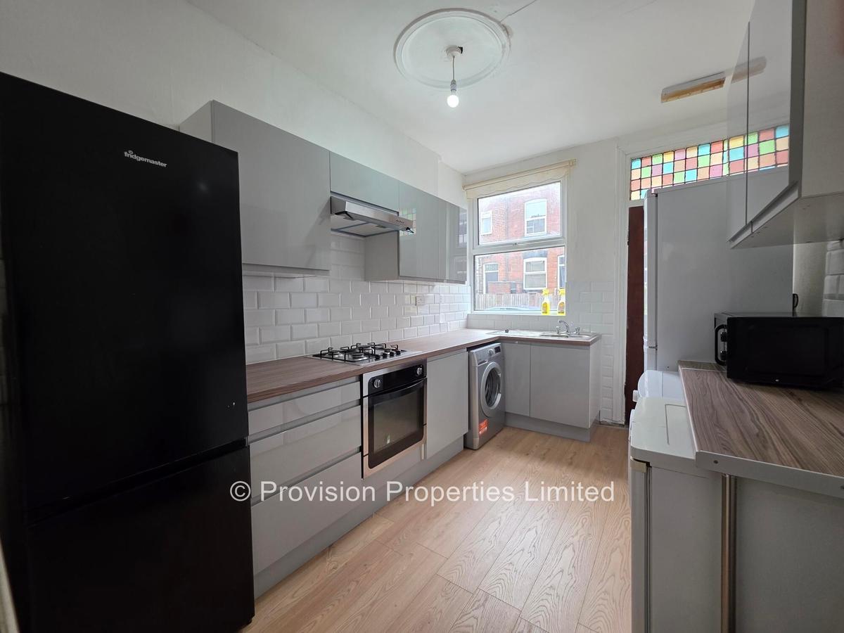 6 bedroom house on Thornville Road Leeds, Hyde Park, Leeds