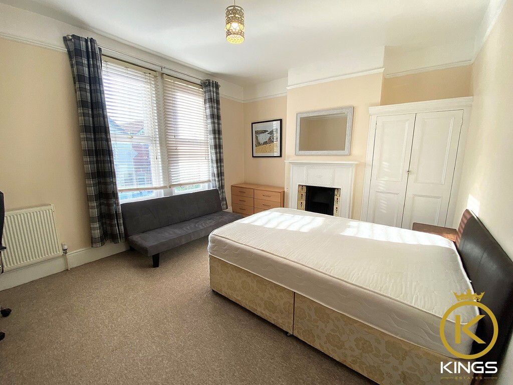 4 bedroom house for rent Francis Avenue, Portsmouth, PO4 0HN UniHomes