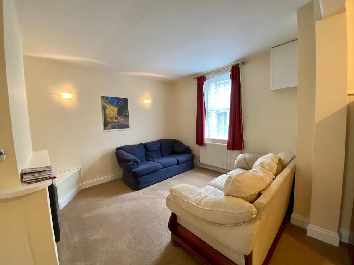 4 bedroom house for rent Waterloo Buildings, Bath, BA2 1BZ UniHomes