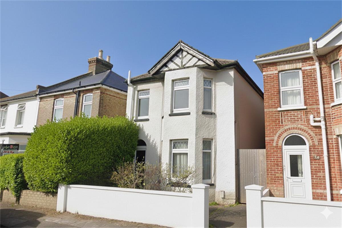 4 bedroom house on Parker Road, Winton, Bournemouth