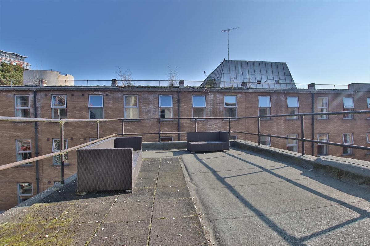 4 bedroom apartment for rent Park Street, Bristol, BS1 5JA UniHomes