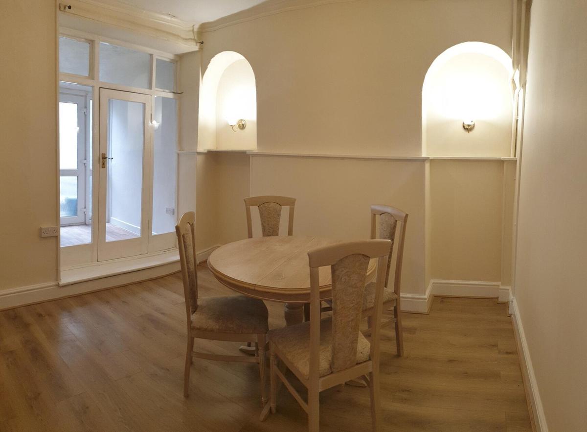 2 bedroom house for rent Cradock Street, Swansea, SA1 3HE UniHomes