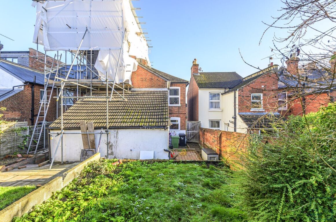 5 bedroom house for rent Denzil Road, Surrey, GU2 7NQ UniHomes