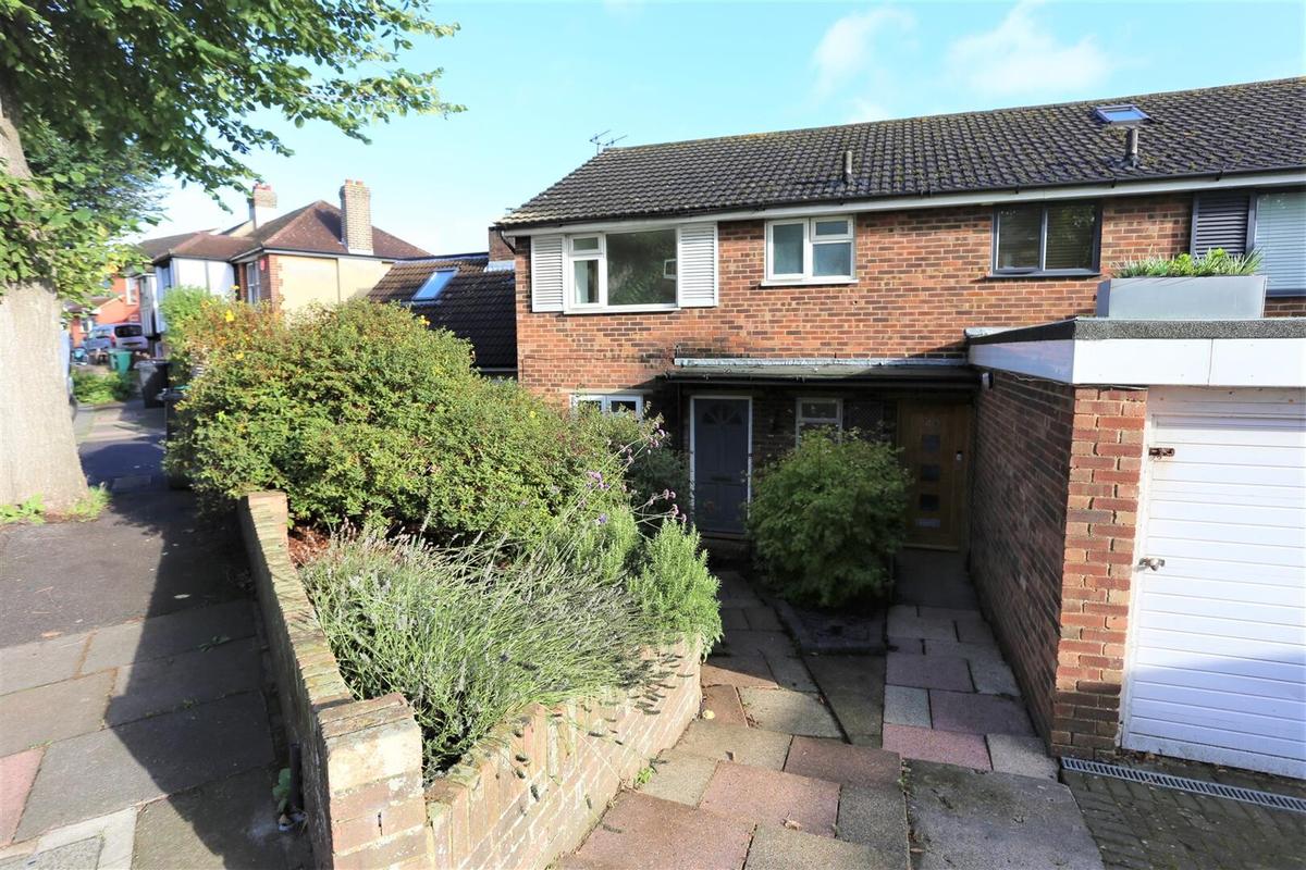 4 bedroom house for rent Inwood Crescent, Brighton, BN1 5AQ UniHomes
