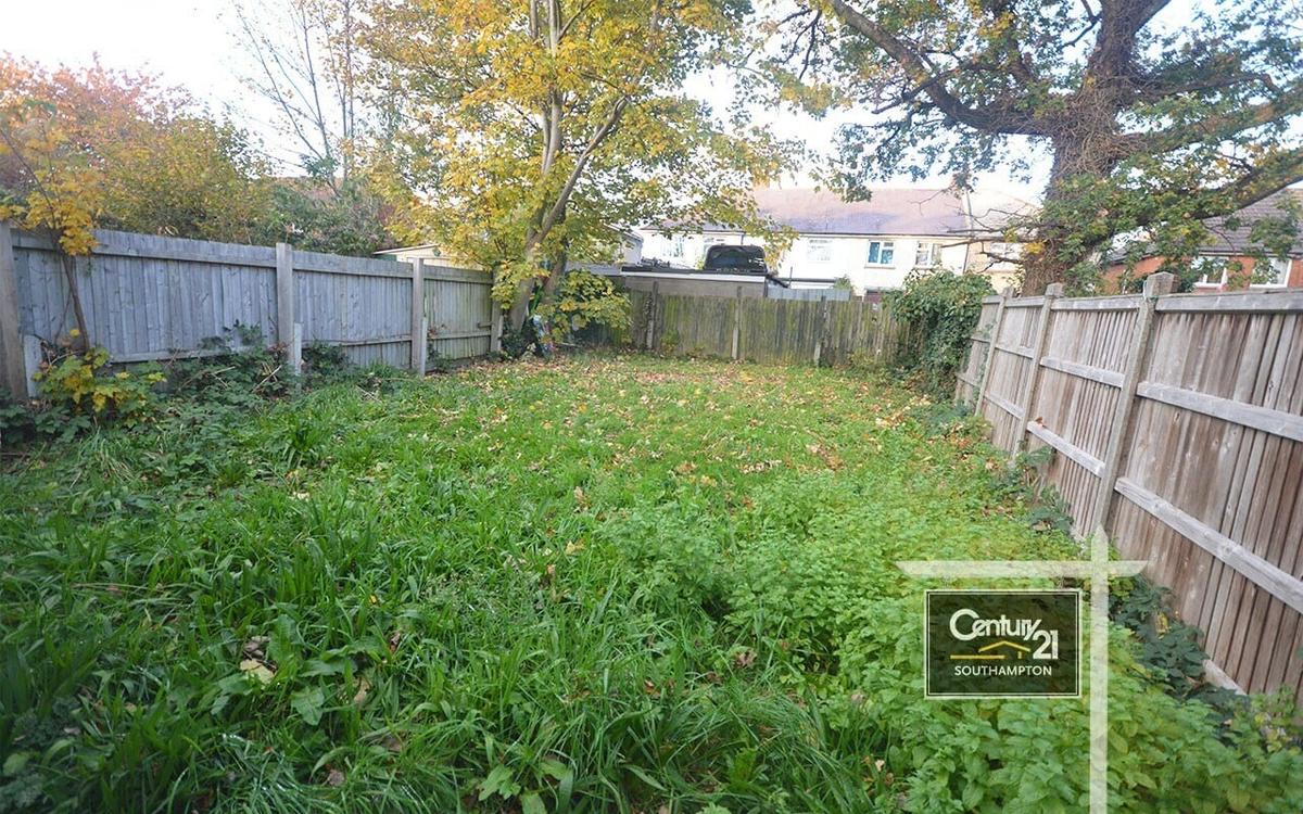 5 bedroom apartment for rent Burgess Road, Southampton, SO16 3BD UniHomes