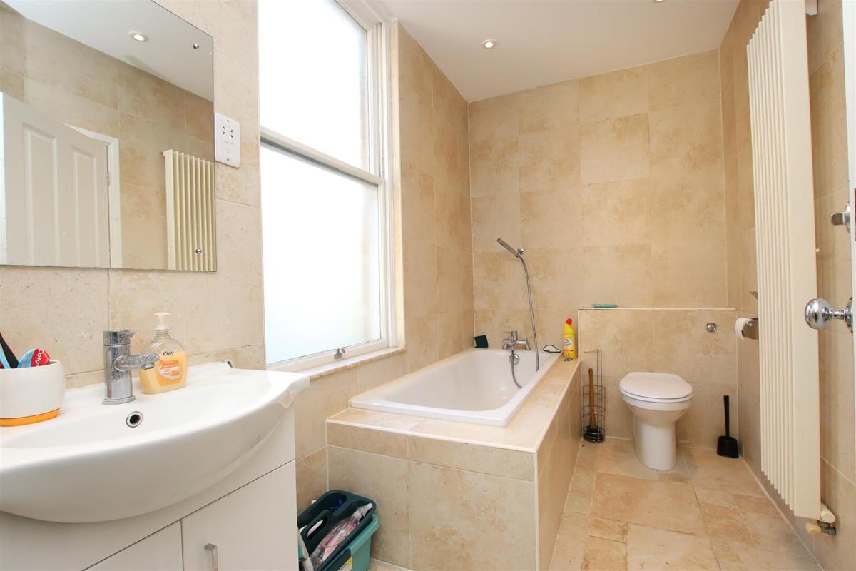 3 bedroom house for rent Guinea Lane, Bath, BA1 5NB UniHomes