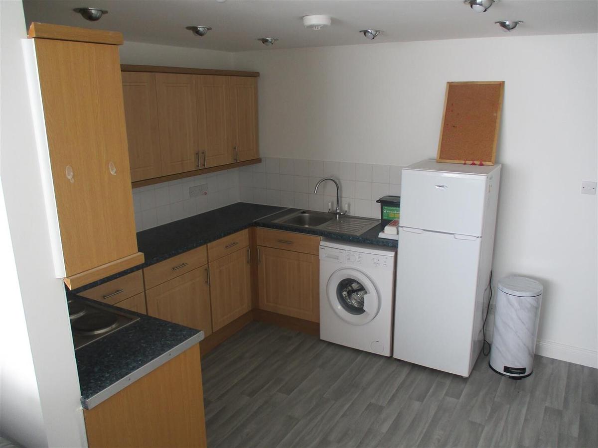 1 bedroom apartment for rent Fawcett Road, Portsmouth, PO4 0DW UniHomes