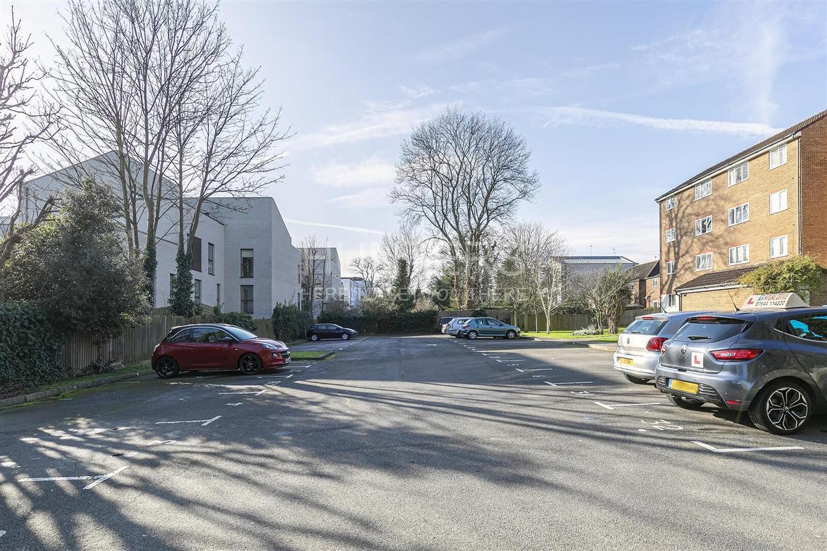 1 bedroom apartment for rent Christchurch Avenue, London, NW6 7BH