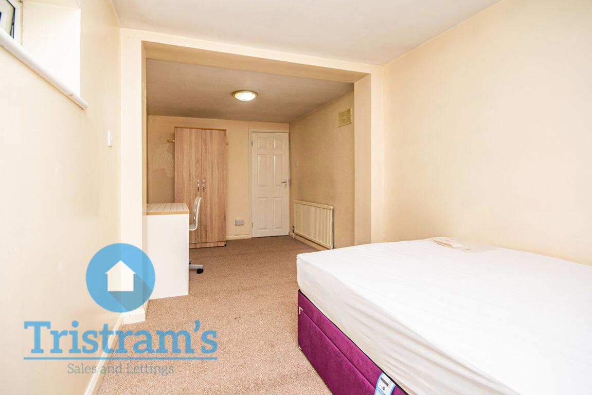 5 bedroom house for rent Broadgate Nottingham, NG9 2HD UniHomes