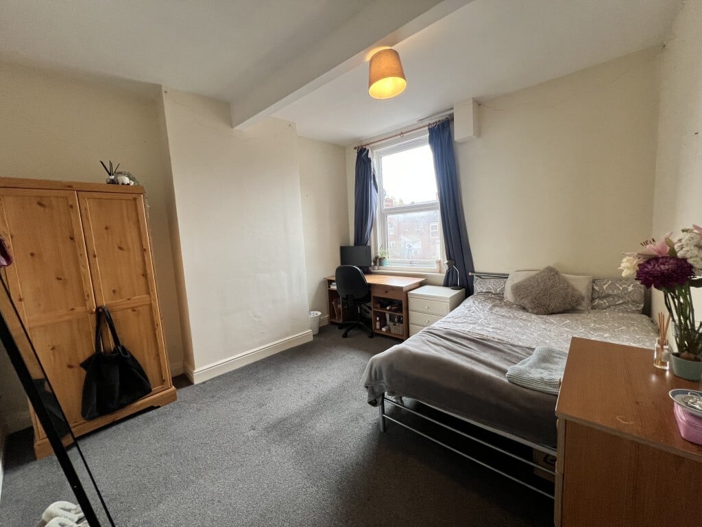 4 bedroom house for rent Pinhoe Road, Exeter, EX4 7HH UniHomes