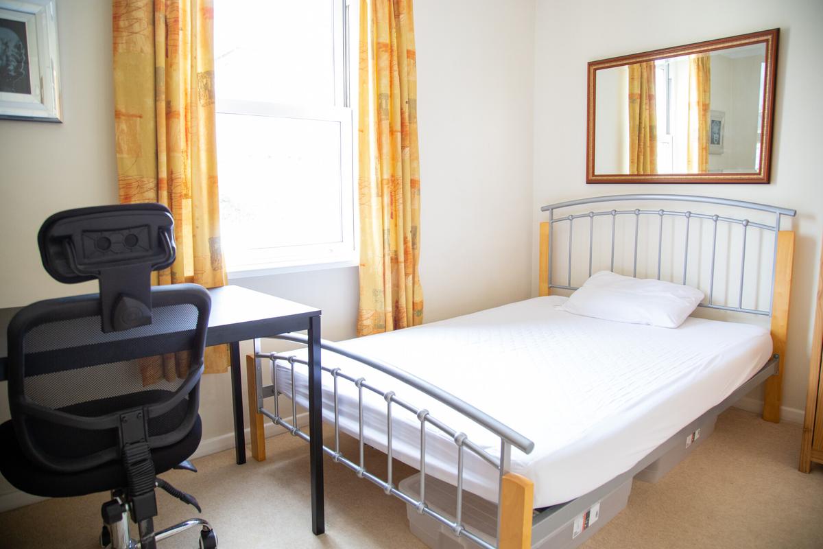 2 bedroom apartment for rent St. Patricks Court, Bath, BA2 6ER UniHomes