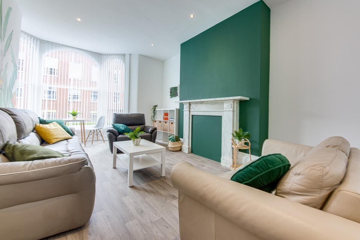 10 bedroom house for rent Cromer Terrace, Leeds, LS2 9JU UniHomes