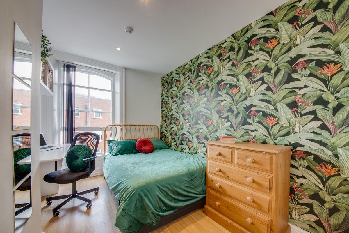 10 bedroom house for rent Cromer Terrace, Leeds, LS2 9JU UniHomes