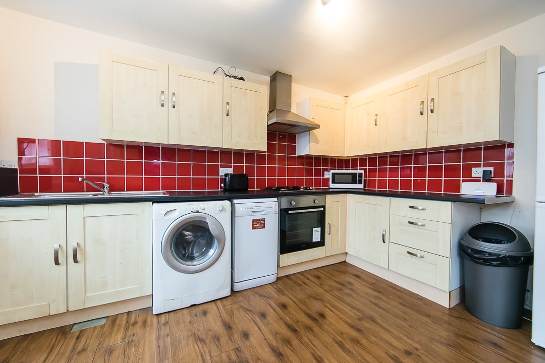 3 bedroom house on Belle Vue Road, City Centre, Leeds