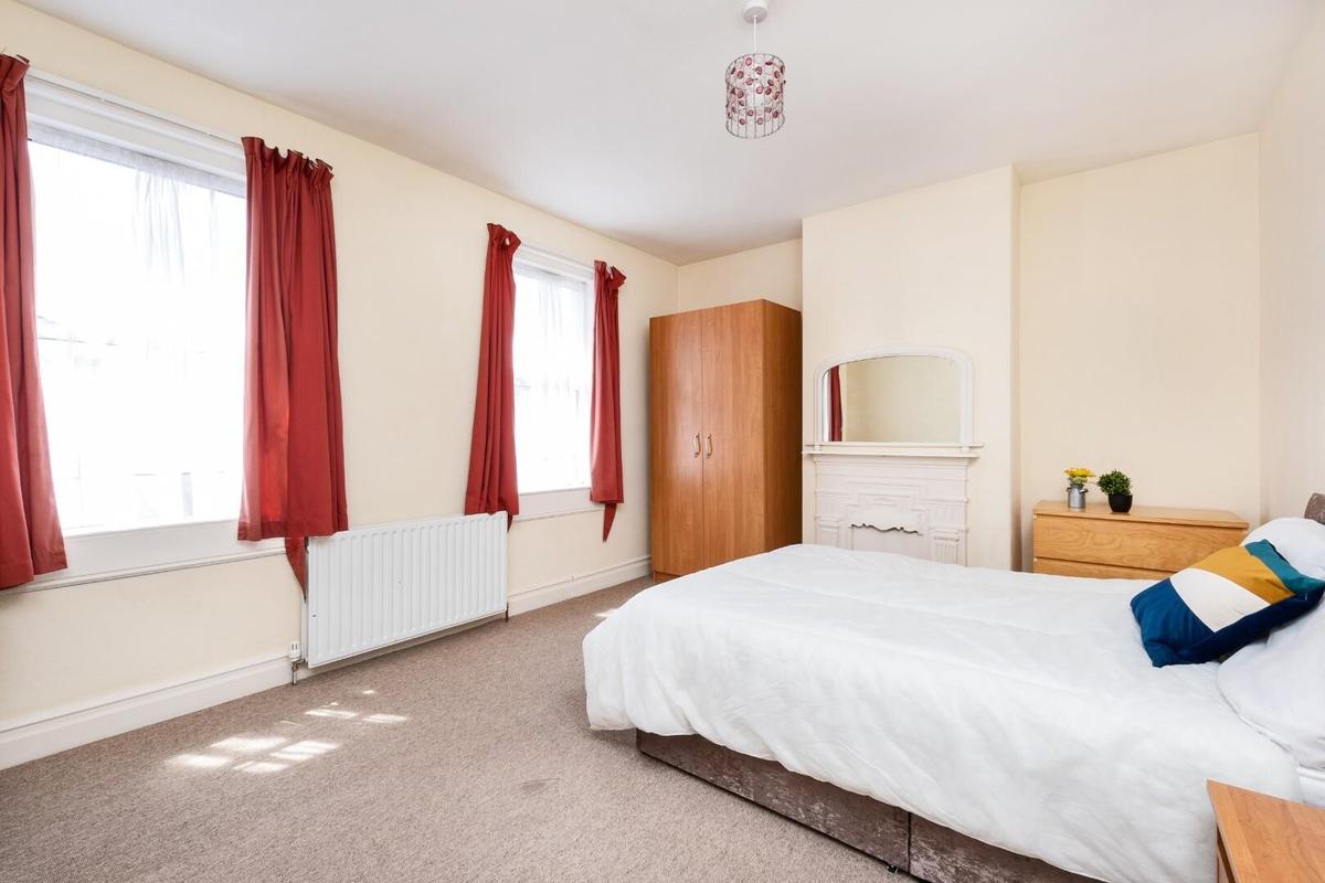 4 bedroom house for rent King Edward Road, Bath, BA2 3PD UniHomes