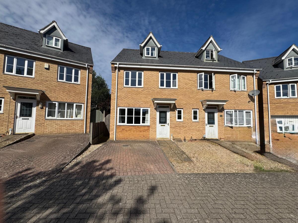 4 bedroom house on Roe Drive Norfolk, North & West Earlham, Norwich