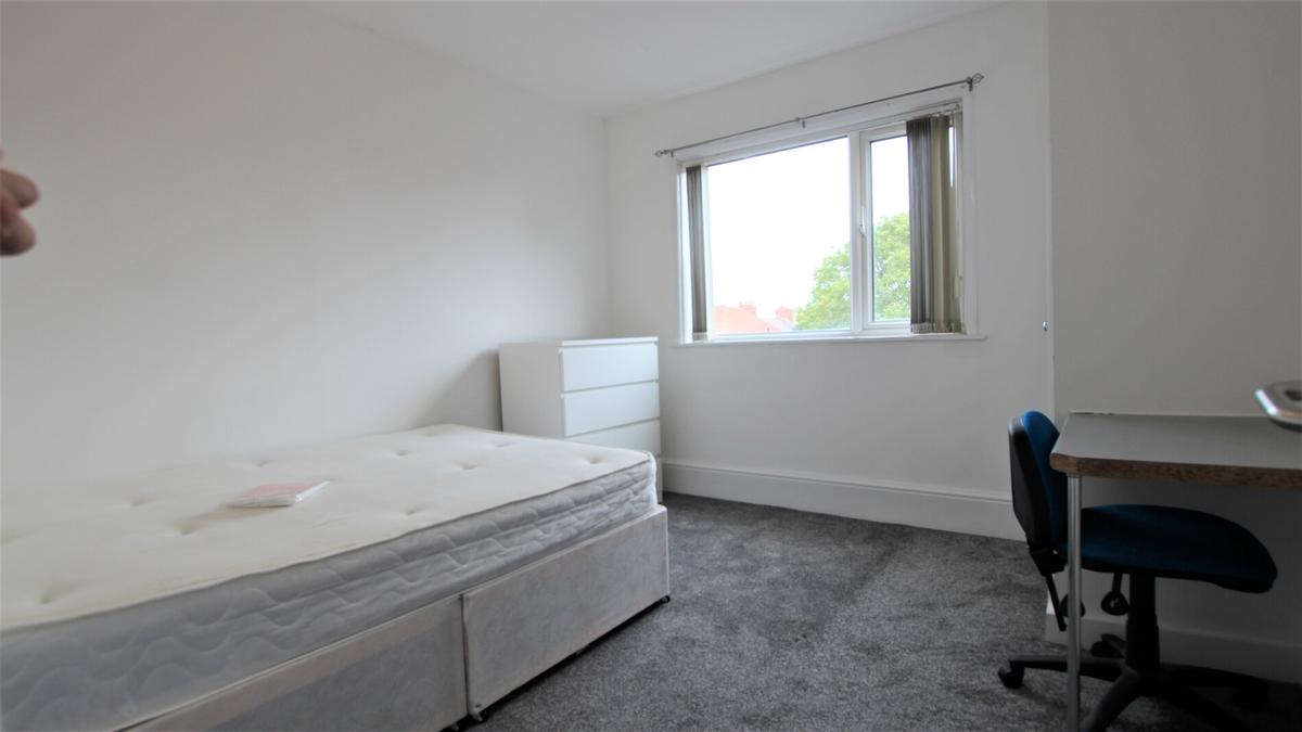 5 bedroom apartment for rent Heaton Road, Newcastle, NE6 5HL UniHomes