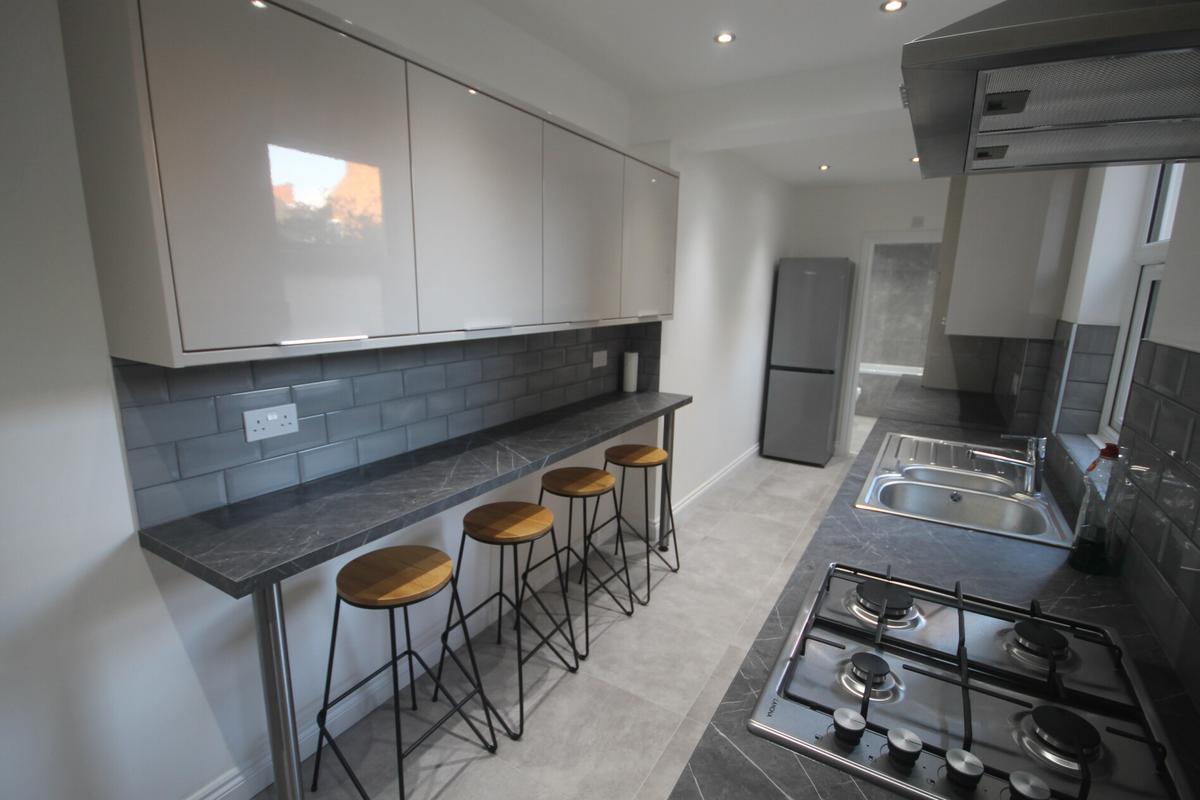 4 bedroom house for rent Warwick Street, Leicester, LE3 5SF UniHomes