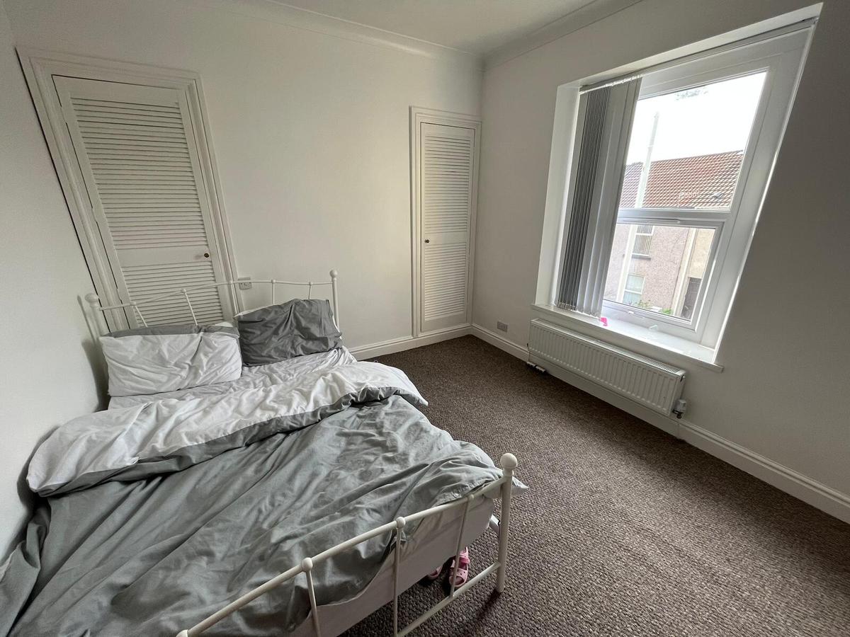 3 bedroom house for rent Sebastopol Street, Swansea, SA1 8BL UniHomes