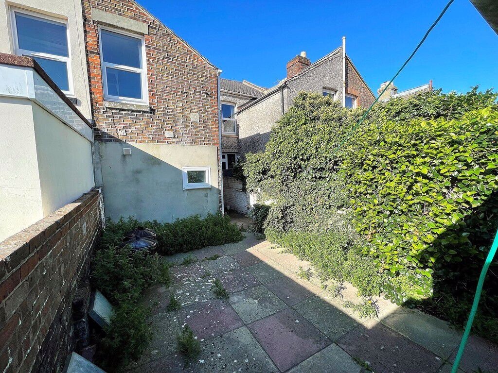 4 bedroom house for rent Jubilee Road, Portsmouth, PO4 0JE UniHomes