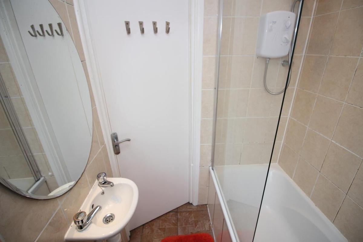 3 bedroom apartment for rent Tavistock Road, Newcastle, NE2 3JA UniHomes