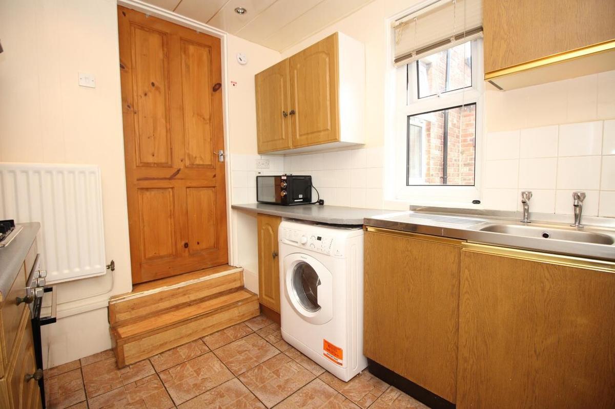 3 bedroom apartment for rent Tavistock Road, Newcastle, NE2 3JA UniHomes