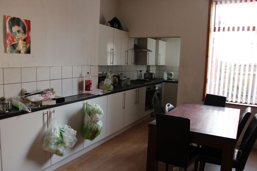 4 bedroom house for rent Avondale Road, Liverpool, L15 3HF UniHomes