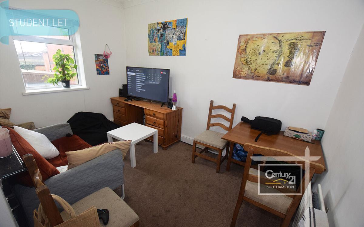 4 bedroom apartment for rent Portswood Road, Southampton, SO17 2ET